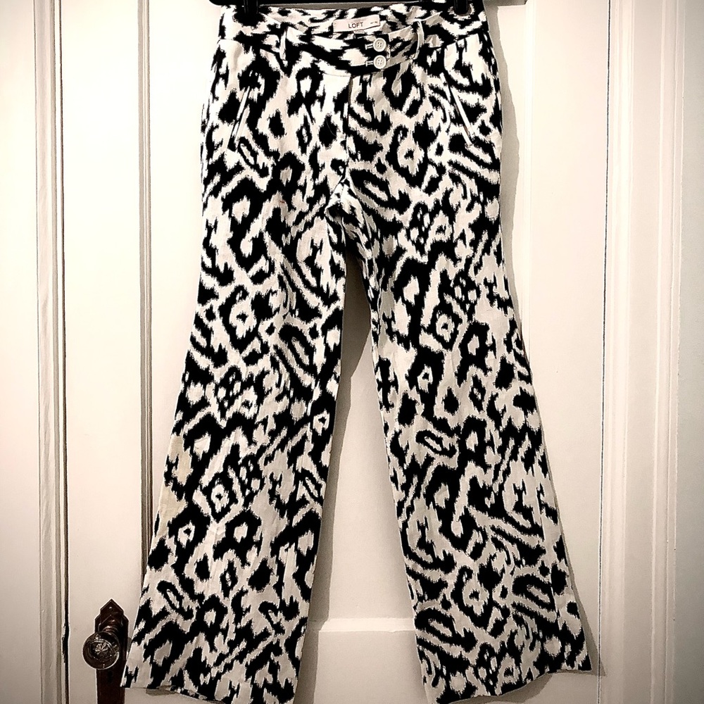 Loft 2P linen navy and white Ikat pants